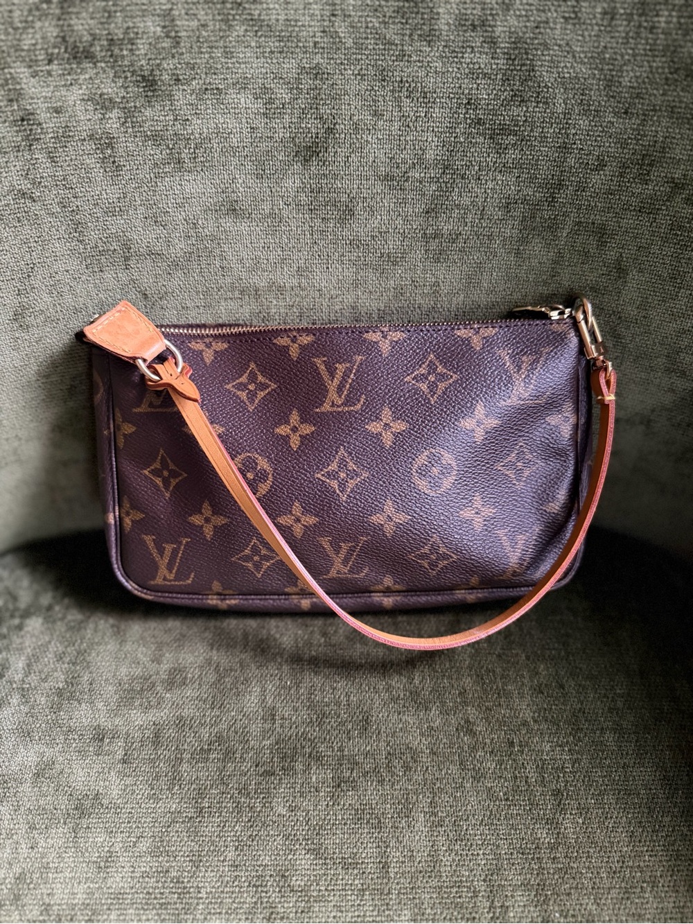 Louis Vuitton Monogram Canvas Pochette Accessoire - Brown/Tan